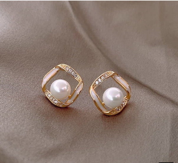 Lustrous Pearls.