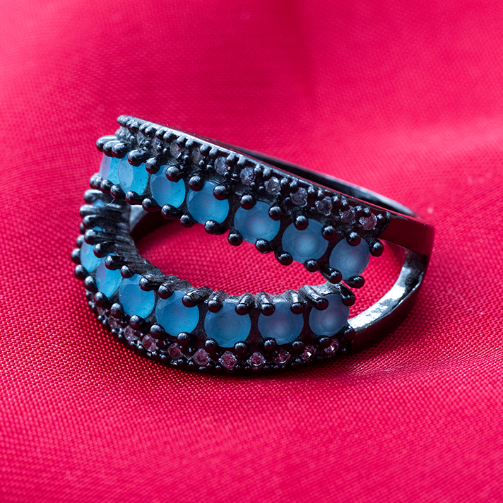 Zircoon Double Sided Blue Stone Ring
